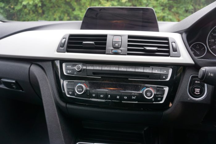 BMW 3 Series No Deposit Finance 27