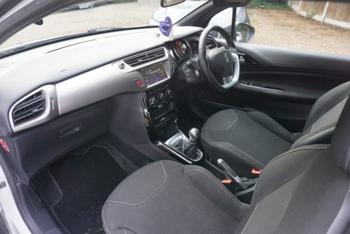 DS DS3 Puretech 27