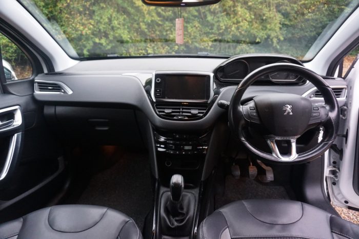 Peugeot 2008 18