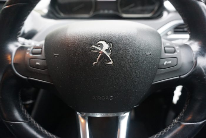 Peugeot 2008 21