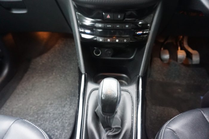 Peugeot 2008 22